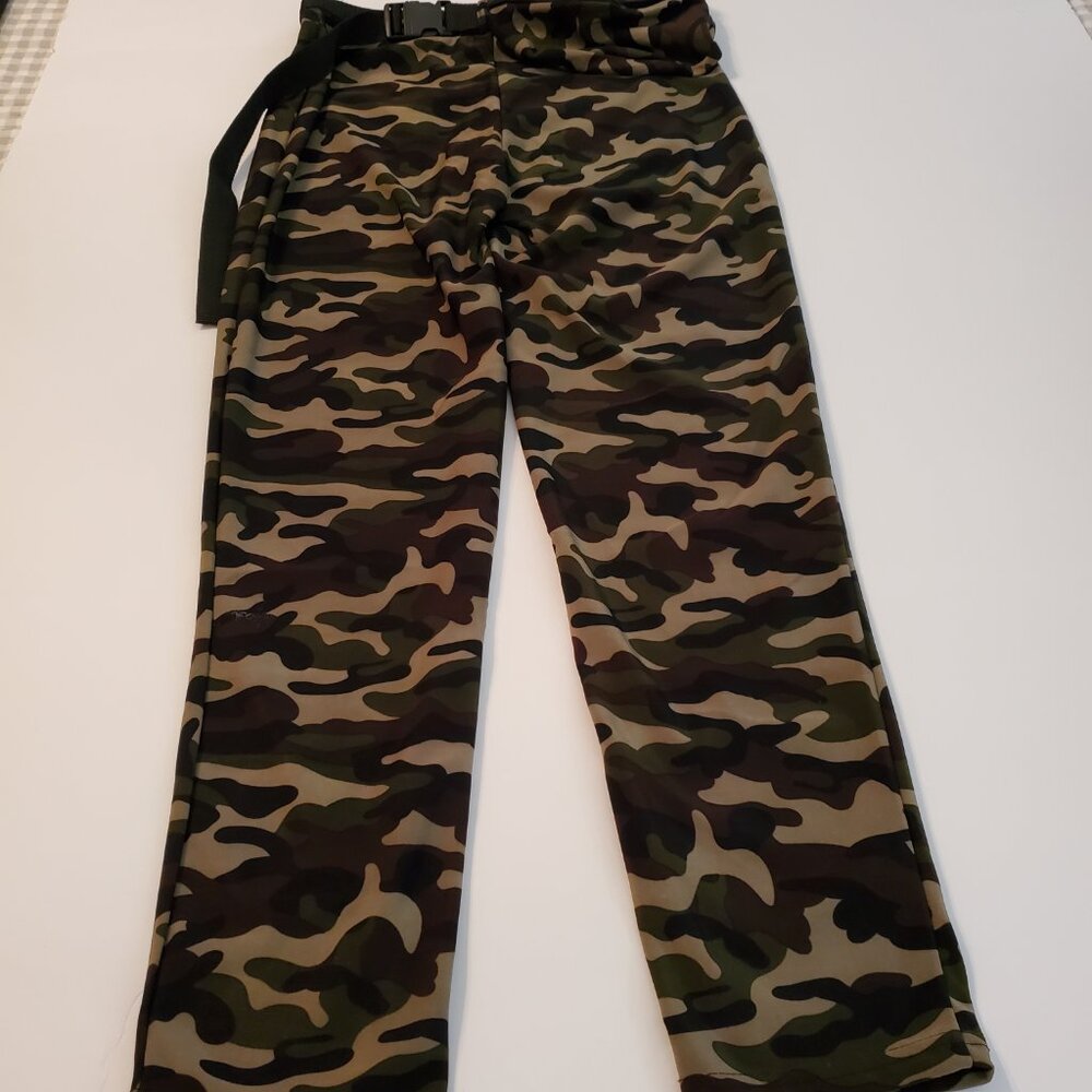 NWT Jt Mrino Women's Camouflage Cargo Leggings, Size S/M. - Picture 7 of 15